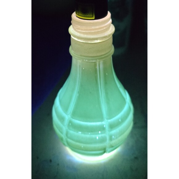 Other - Vintage Jadeite Uranium Glass Powder Jar Shaker Base Art Deco 4” UV Reactive Glo
